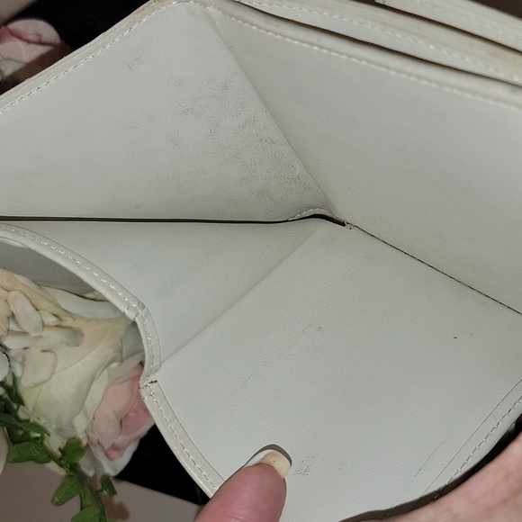Authentic Louis Vuitton Vernis short wallet - Picture 10 of 11